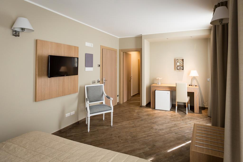 Hotel Monteverde Acqui Terme Luaran gambar